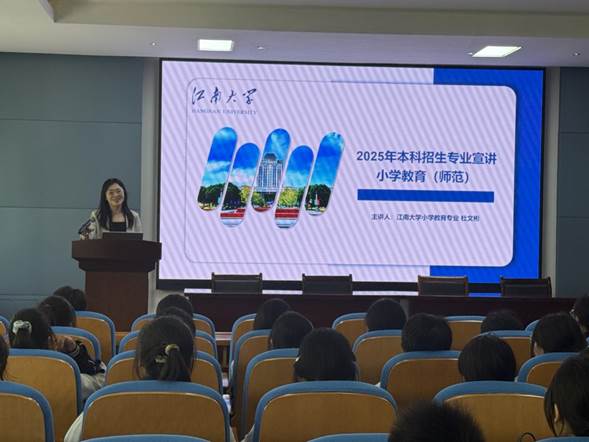 0054b8d7ac16c33c13bd7ea35ac1343